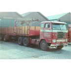 WSI Fa. J.v.'t Kruis & Zn.; VOLVO F88 6X2 TAG AXLE CLASSIC BRICK TRAILER - 3 AXLE